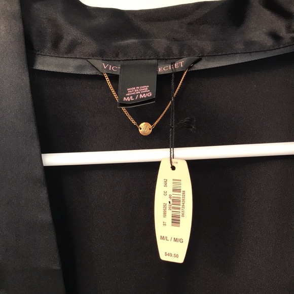 Victoria Secret black satin robe - Picture 2 of 4